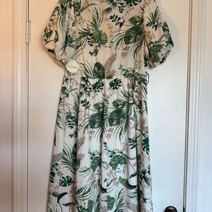 Chenault Green and Cream Leaf Pattern Dress